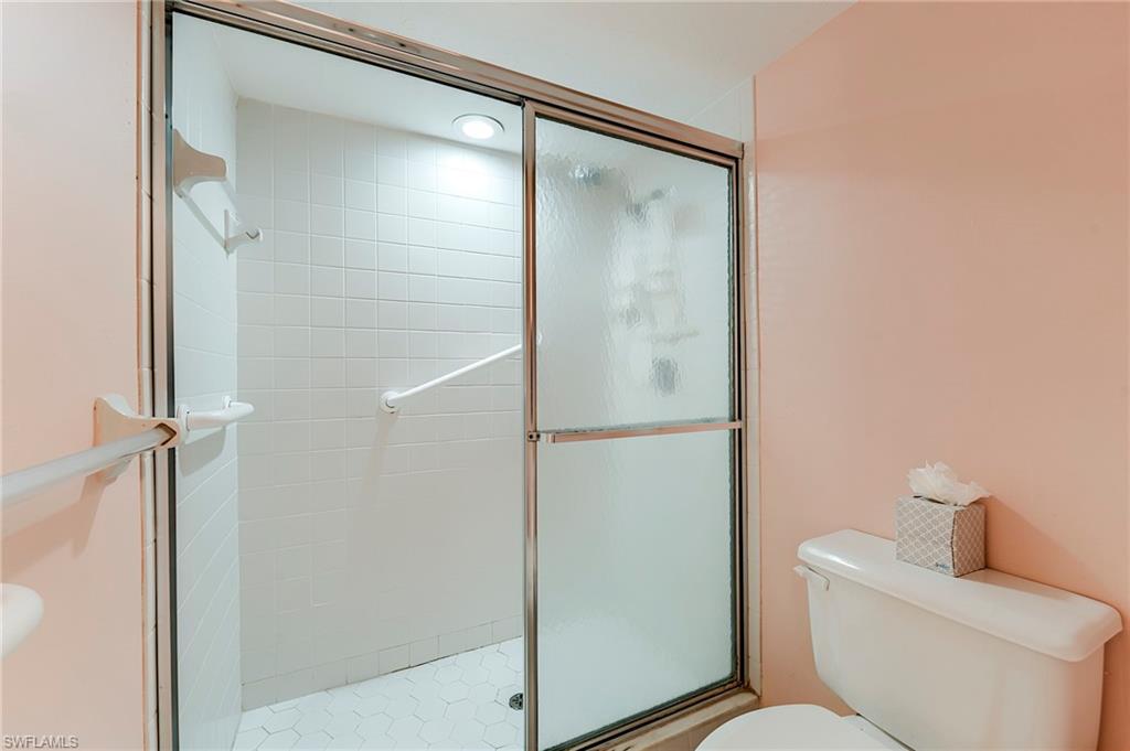 8400 Estero BLVD 903 photo 34