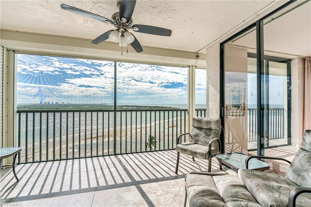 8400 Estero BLVD 903 photo 29