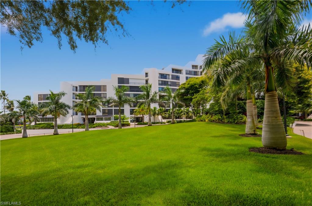 2316 Gulf Shore BLVD N 411