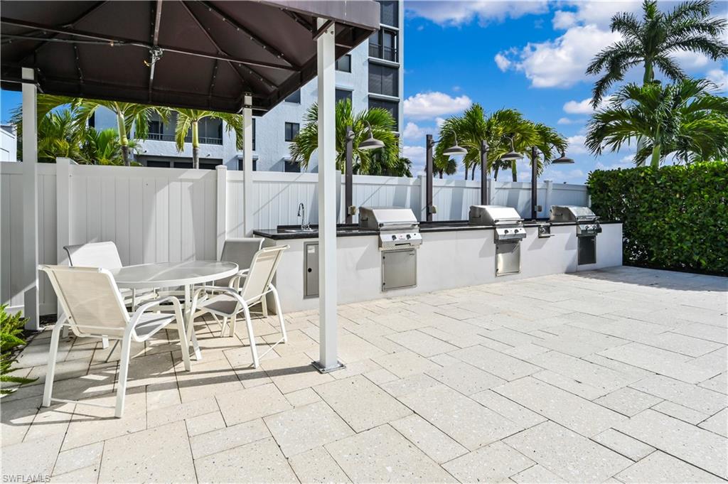 2316 Gulf Shore BLVD N 411 photo 45