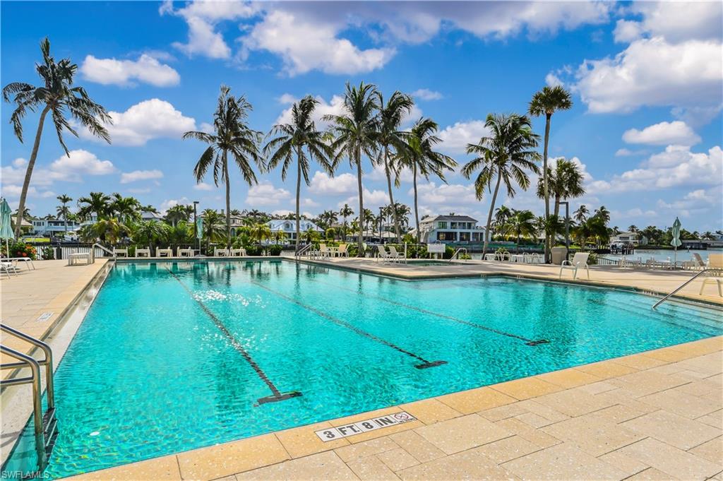 2316 Gulf Shore BLVD N 411 photo 44