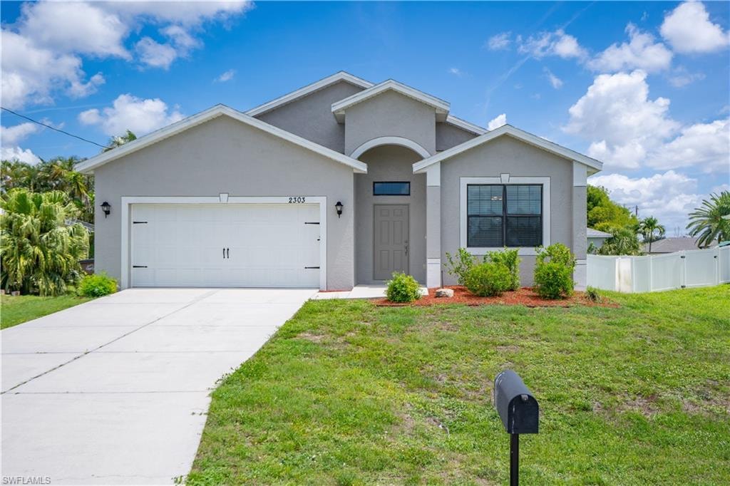 2303 SW 21st TER