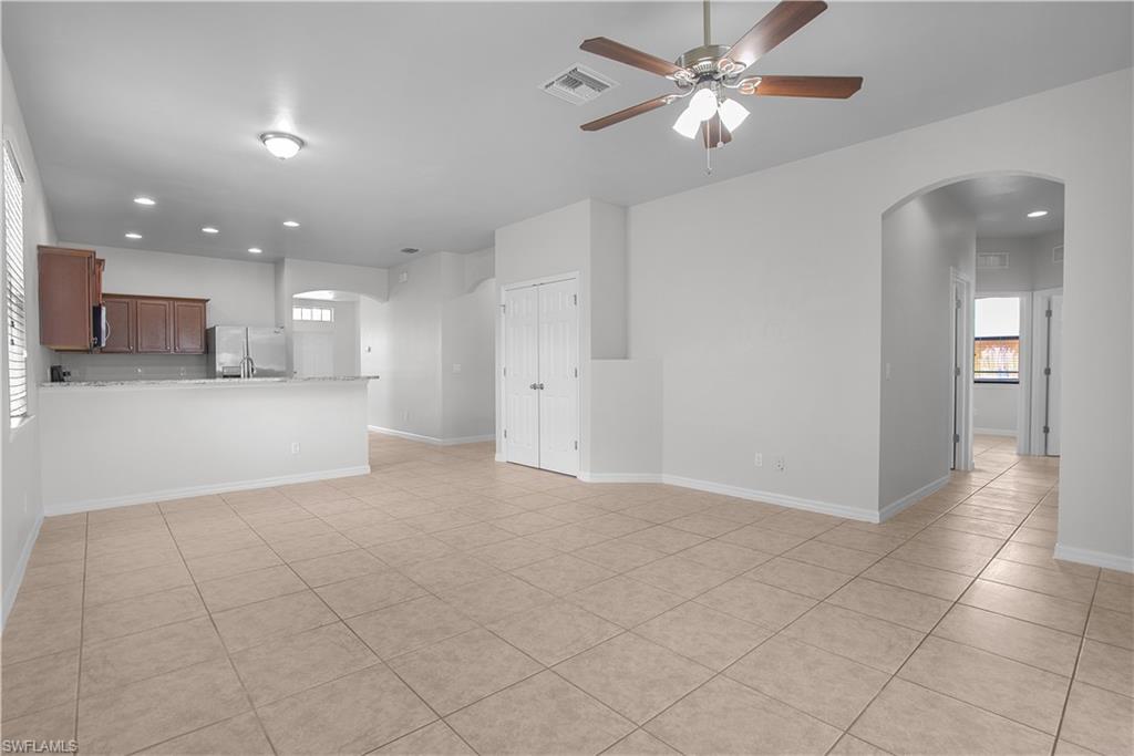 2303 SW 21st TER photo 6