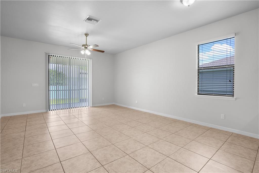 2303 SW 21st TER photo 7