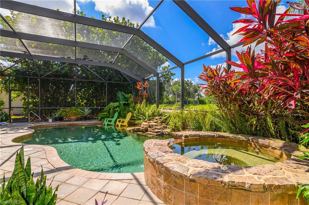 Bird Cage (Screened Pool