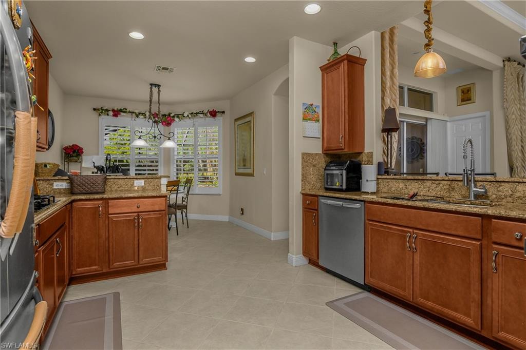 19748 Maddelena CIR photo 11