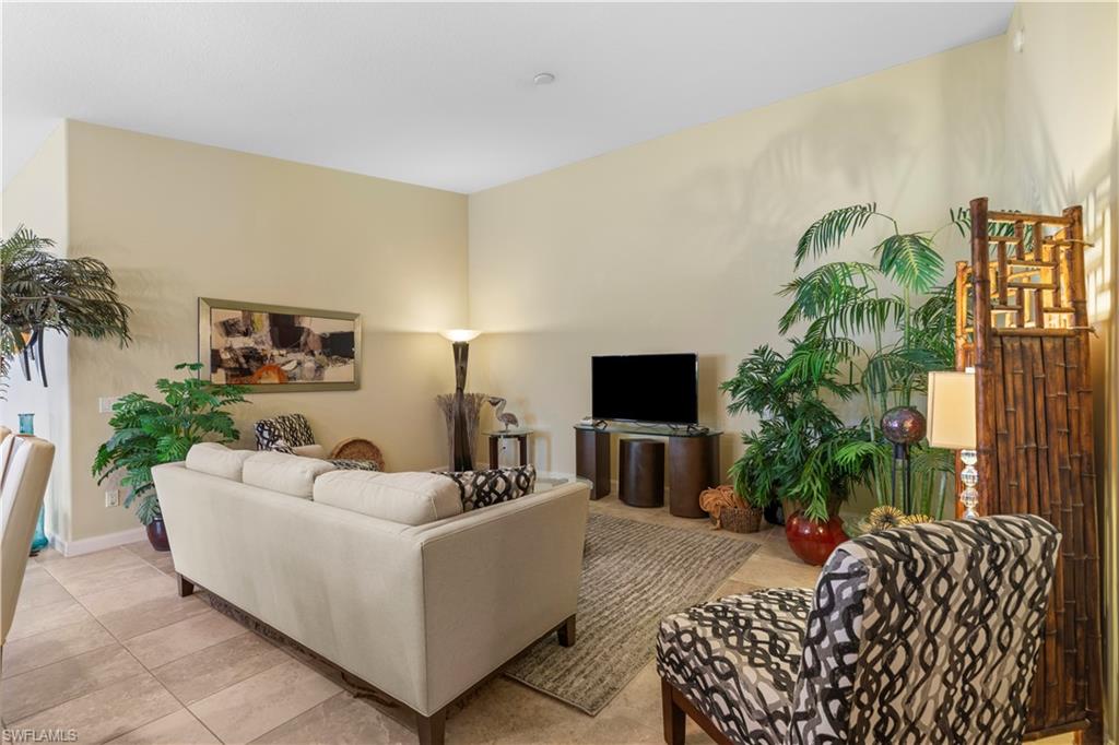 15382 Queen Angel WAY