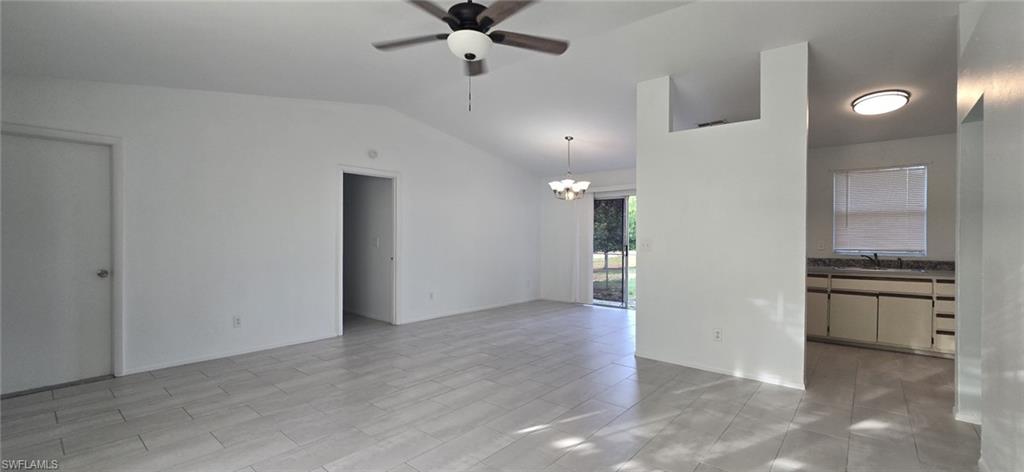 1401 Yvonne AVE S
