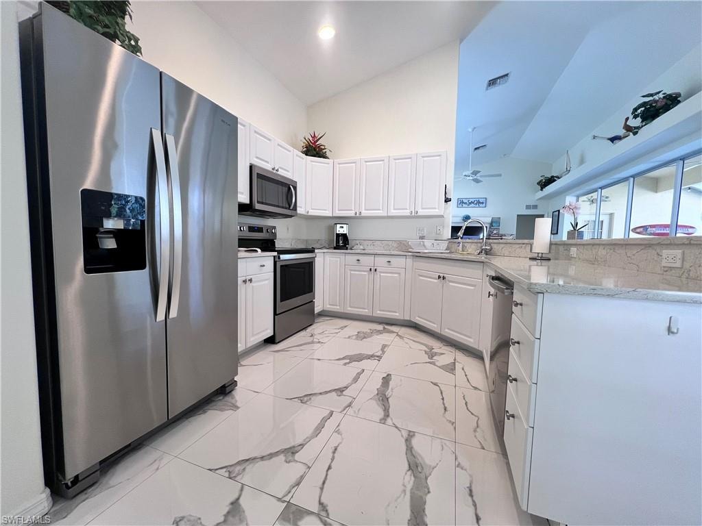 1031 Tivoli LN