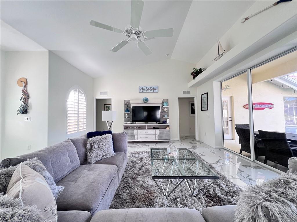 1031 Tivoli LN photo 6