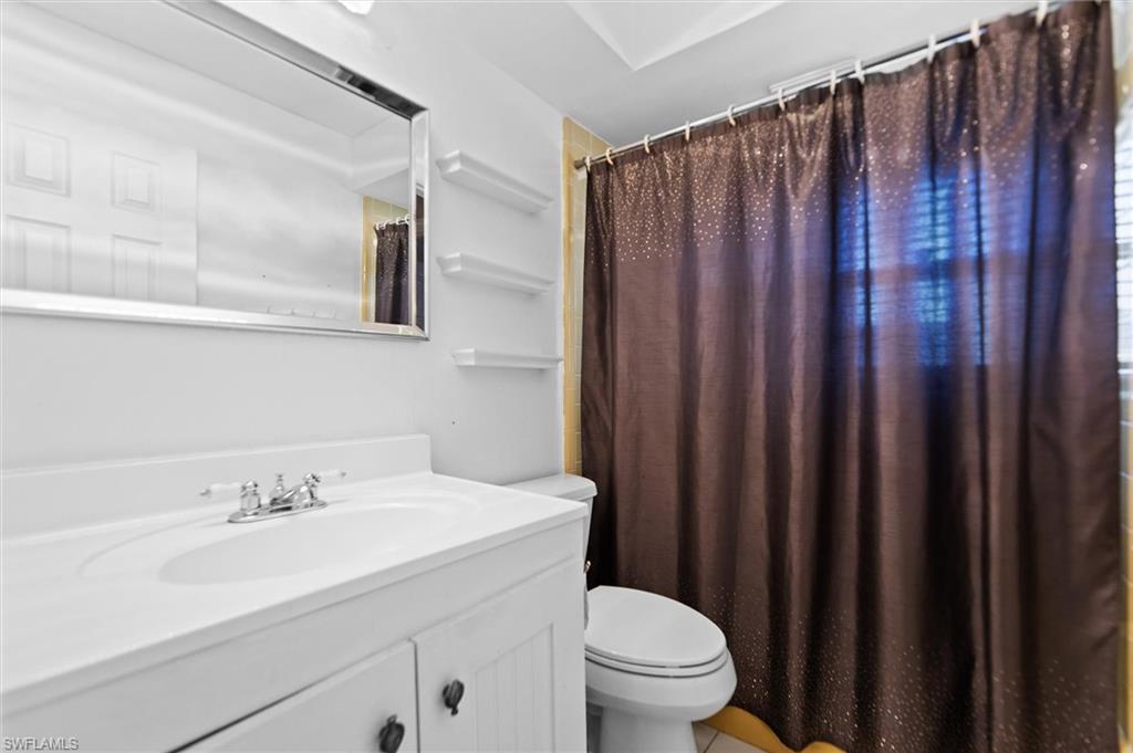 93 7th ST photo 22