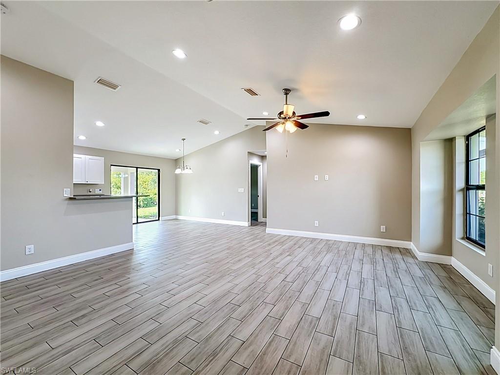 2612 15th ST SW