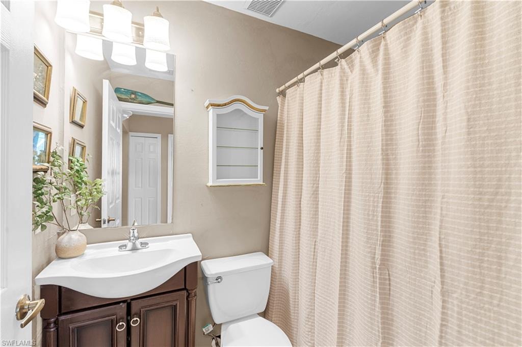 5470 16th PL SW 101 photo 14