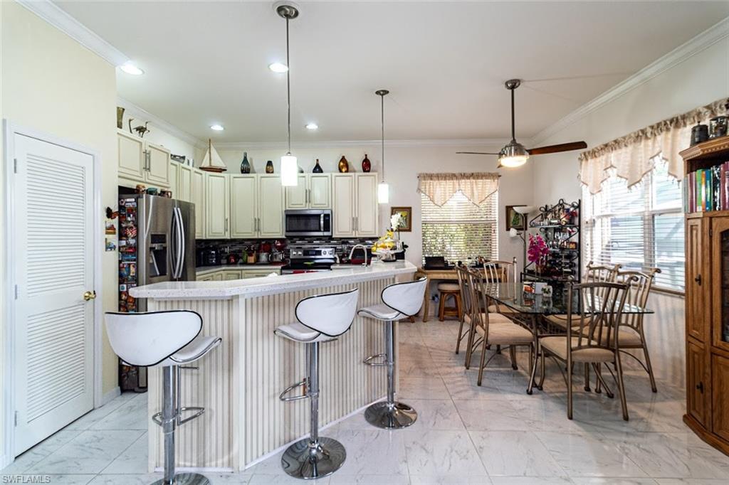 2540 Keystone Lake DR photo 11