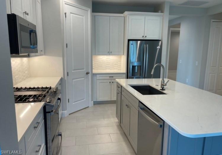 4600 Skysail DR