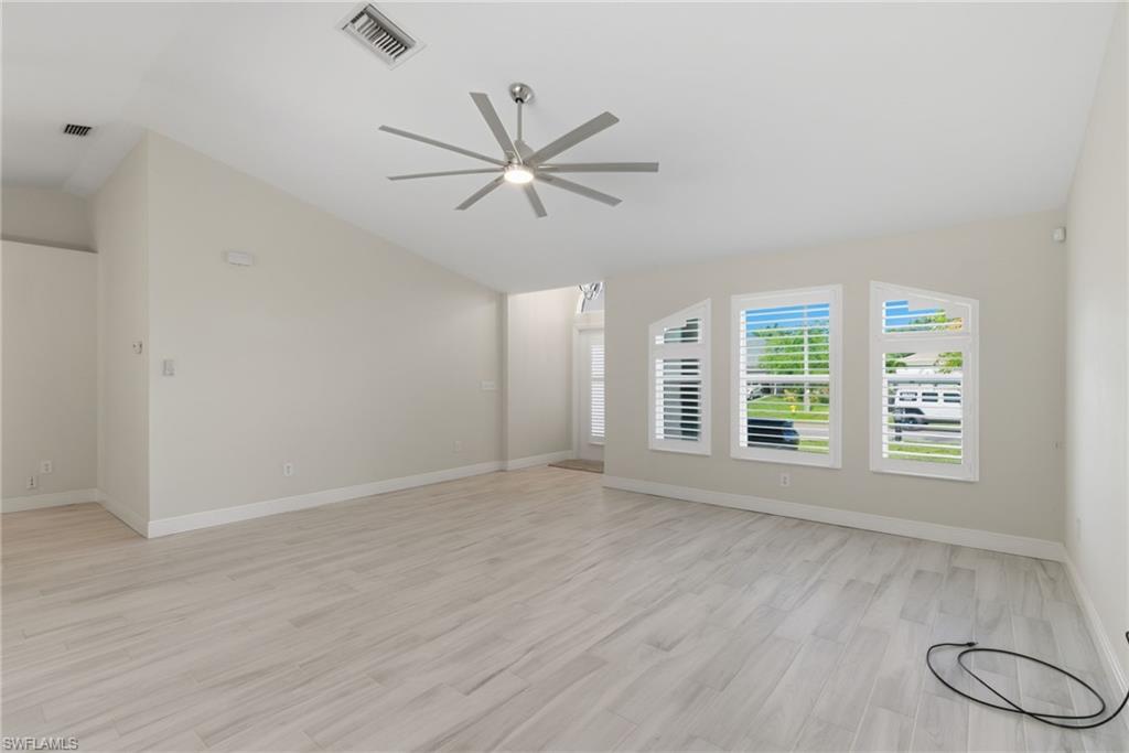 317 SW 25th AVE photo 6