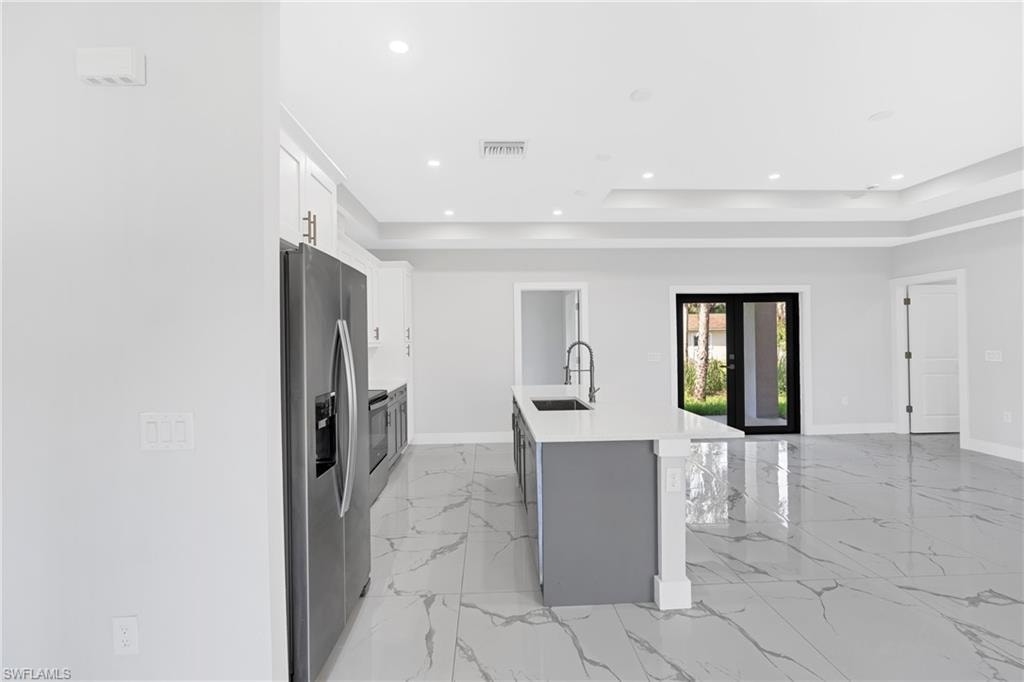 205 7th ST photo 16