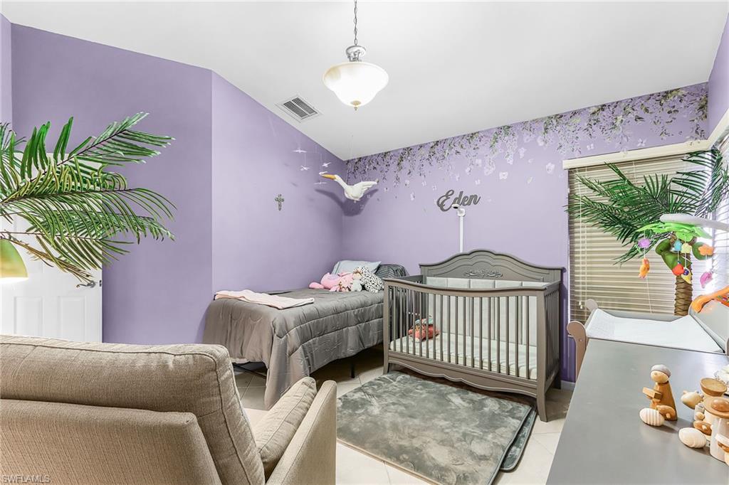 1721 SW 30th TER photo 16