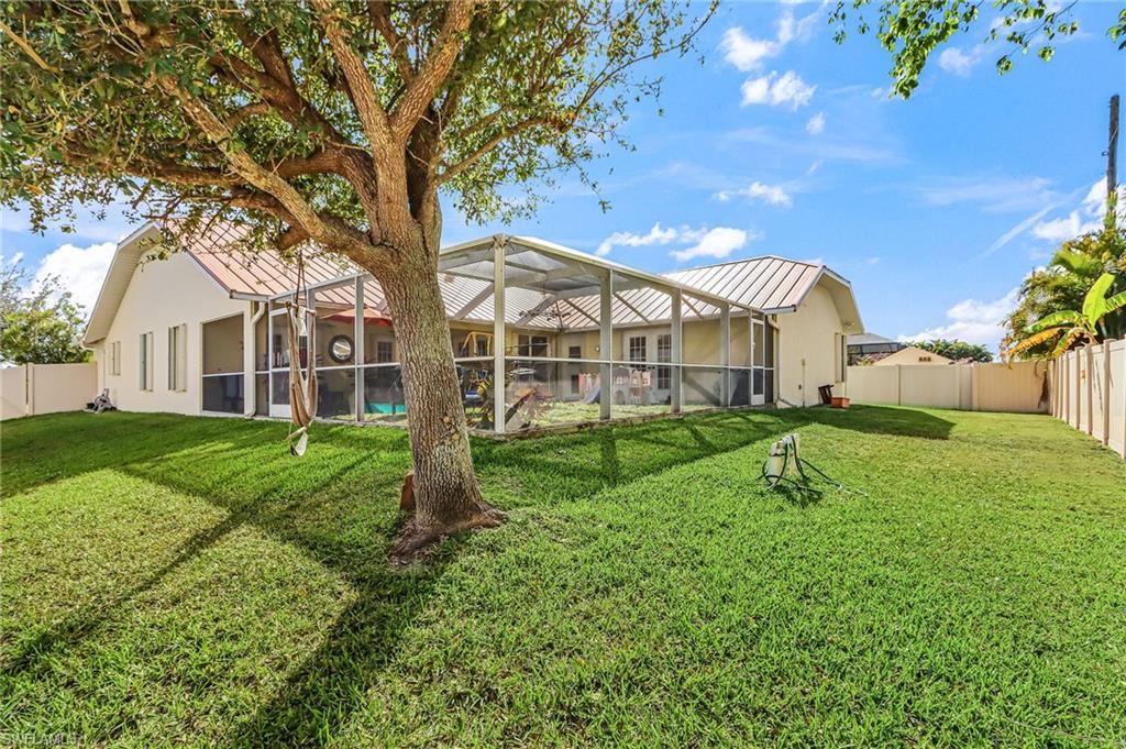 1721 SW 30th TER photo 18