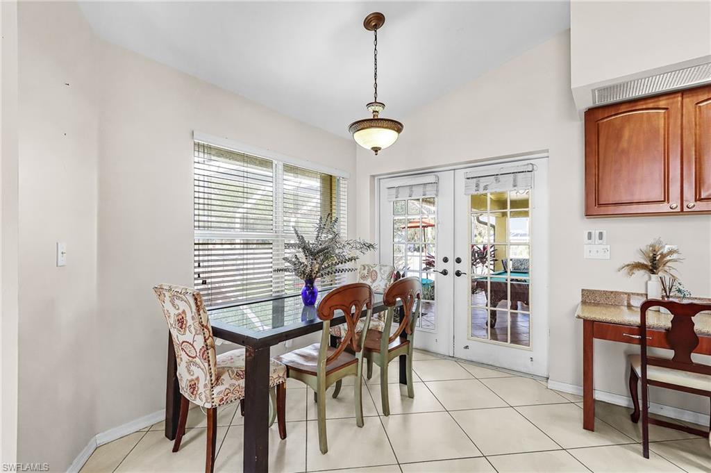 1721 SW 30th TER photo 11