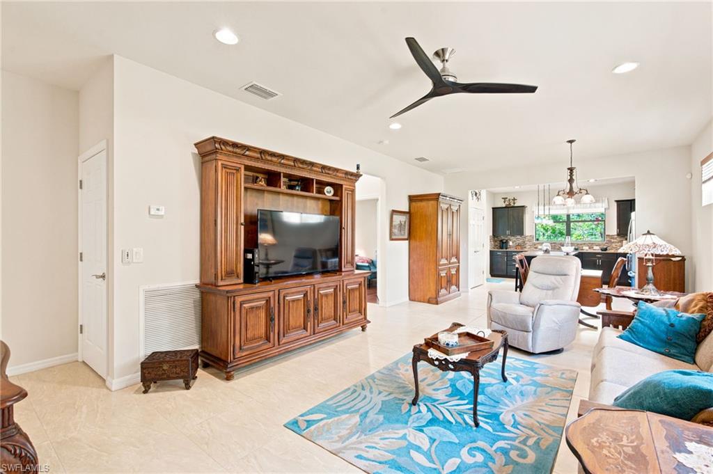 5203 Ciatto WAY photo 11