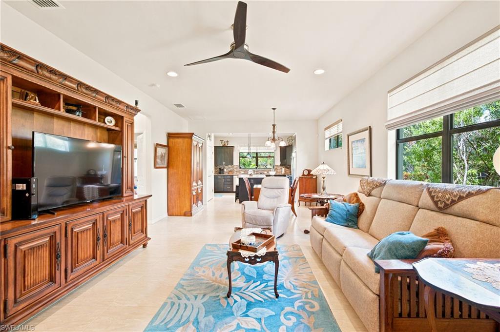 5203 Ciatto WAY photo 8