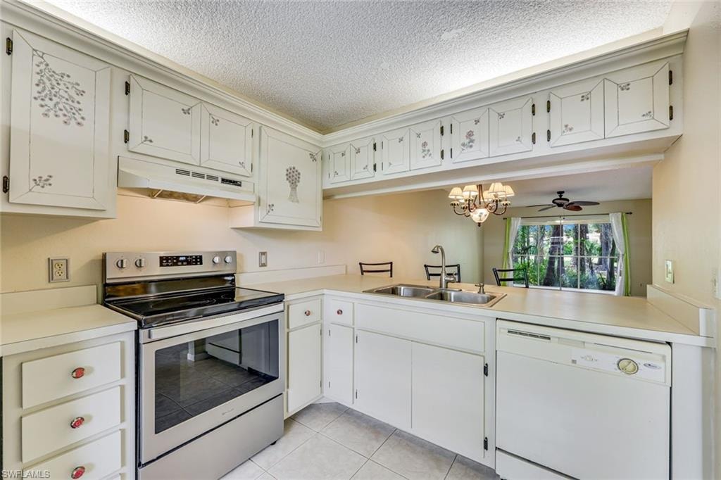 1702 Kings Lake BLVD 102 photo 8