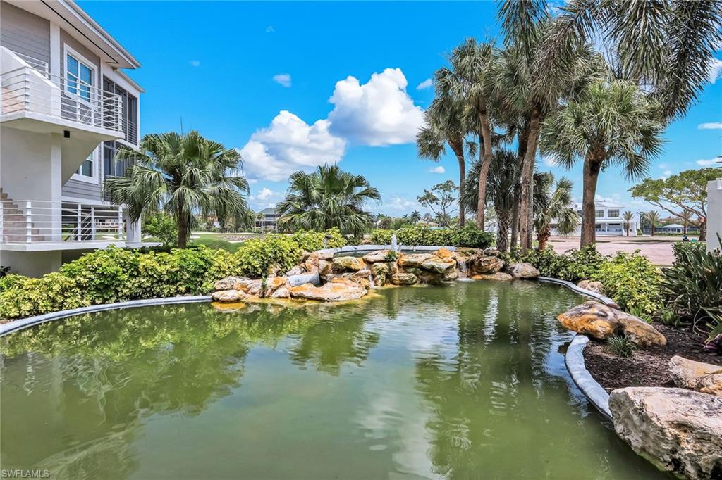 828 Hideaway CIR E 423 photo 32