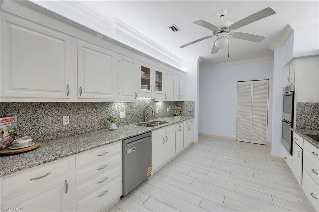 828 Hideaway CIR E 423 photo 18
