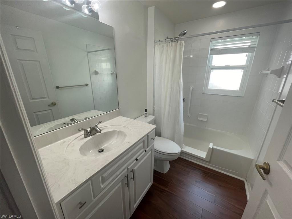 5708 Greenwood CIR 48 photo 20