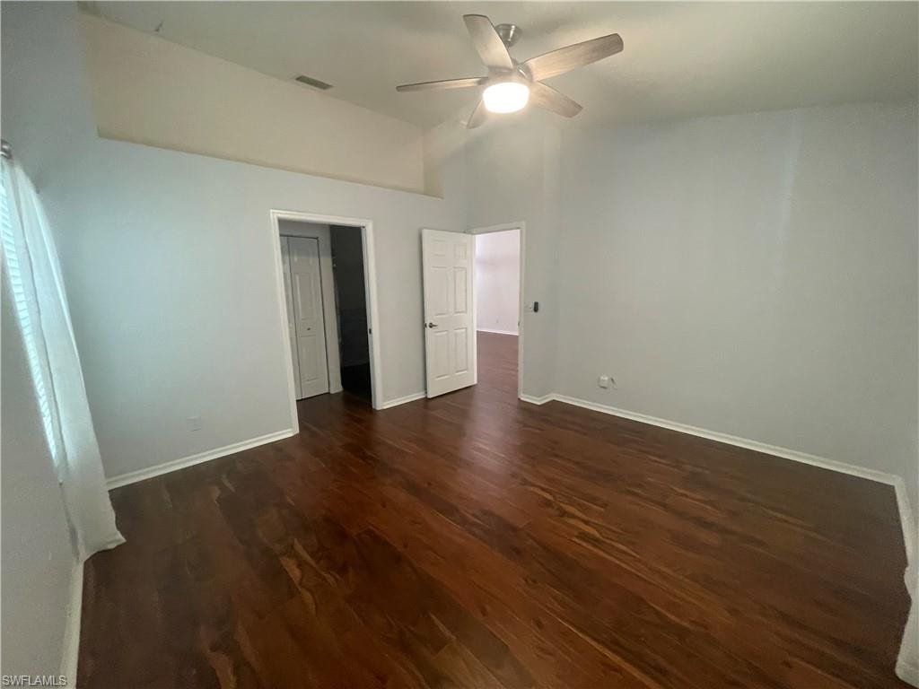 5708 Greenwood CIR 48 photo 11