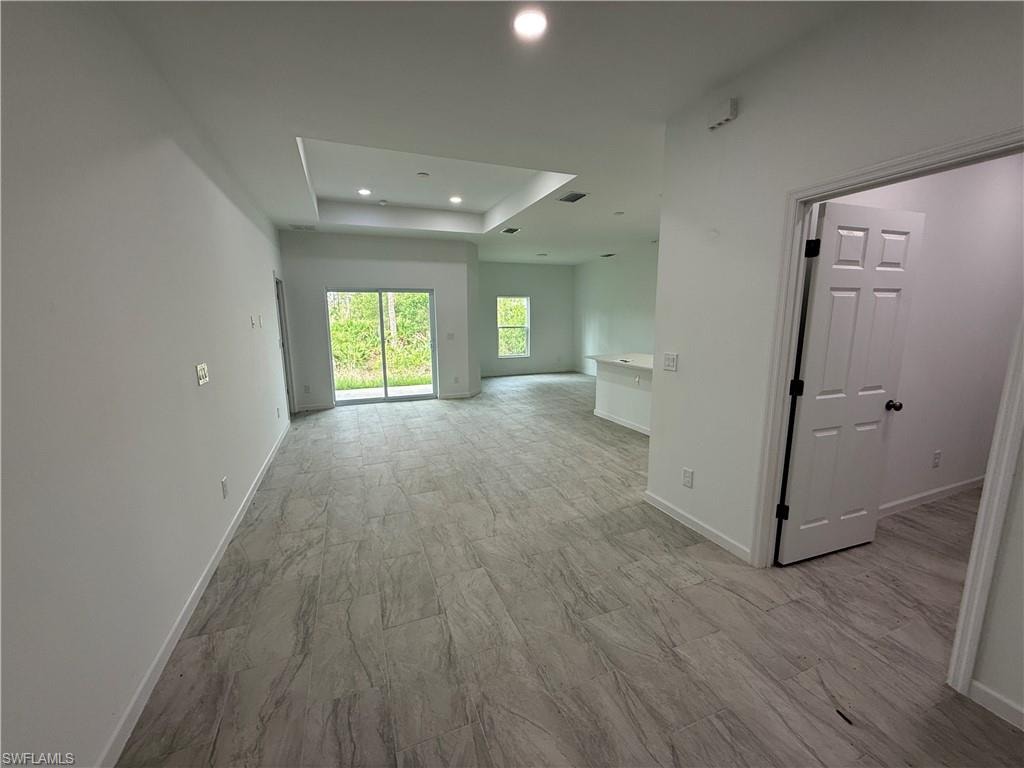1103 W 10th ST