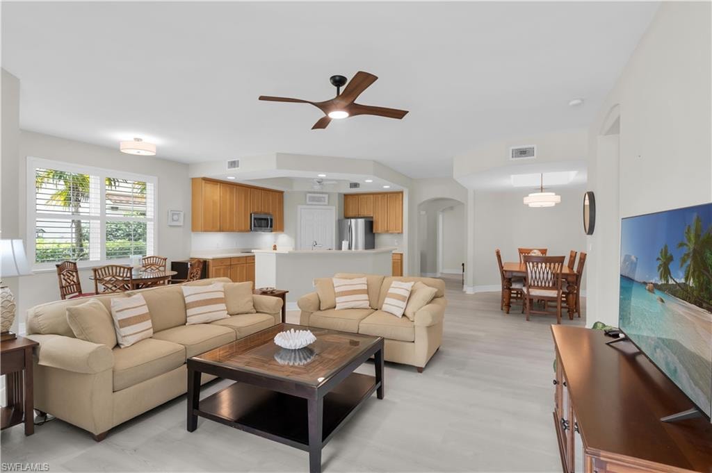1273 Rialto WAY 102