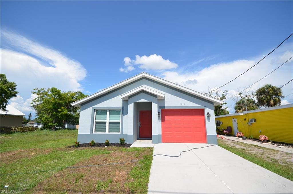 2225 Carver AVE