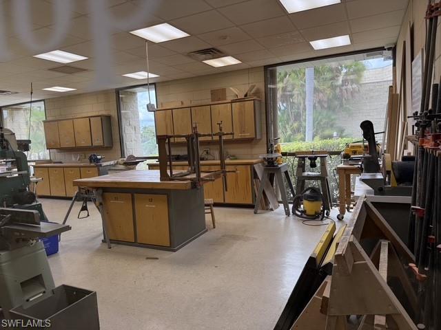 wood shop room