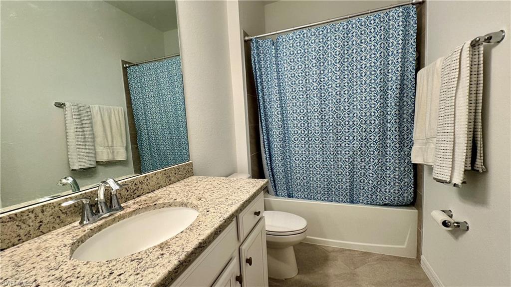 2066 Tamarron LN photo 17