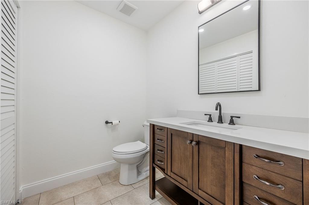 11674 Pointe Circle DR photo 8