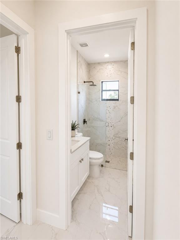 448 Rajah ST photo 9