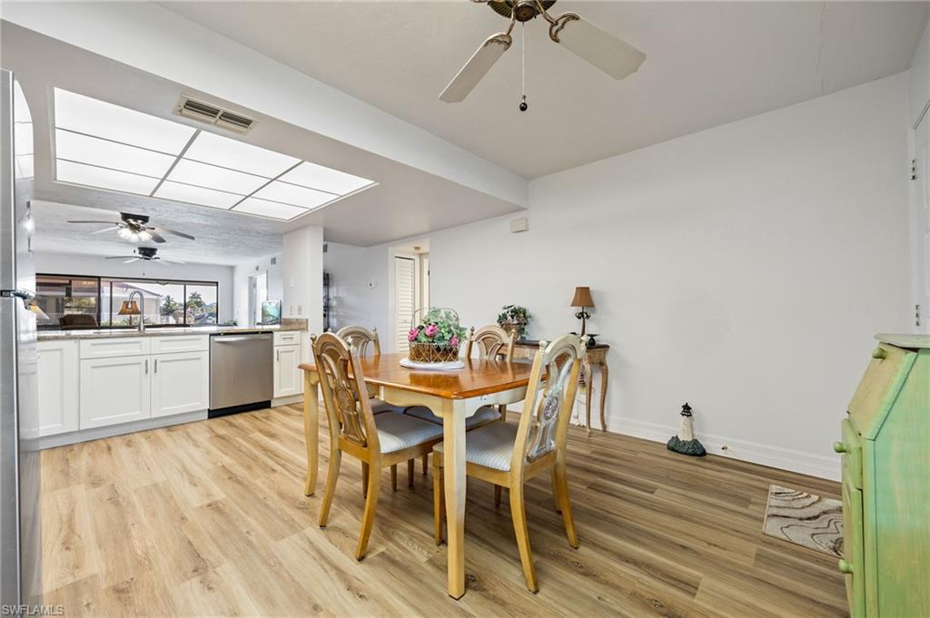 902 SW 48th TER 103 photo 7
