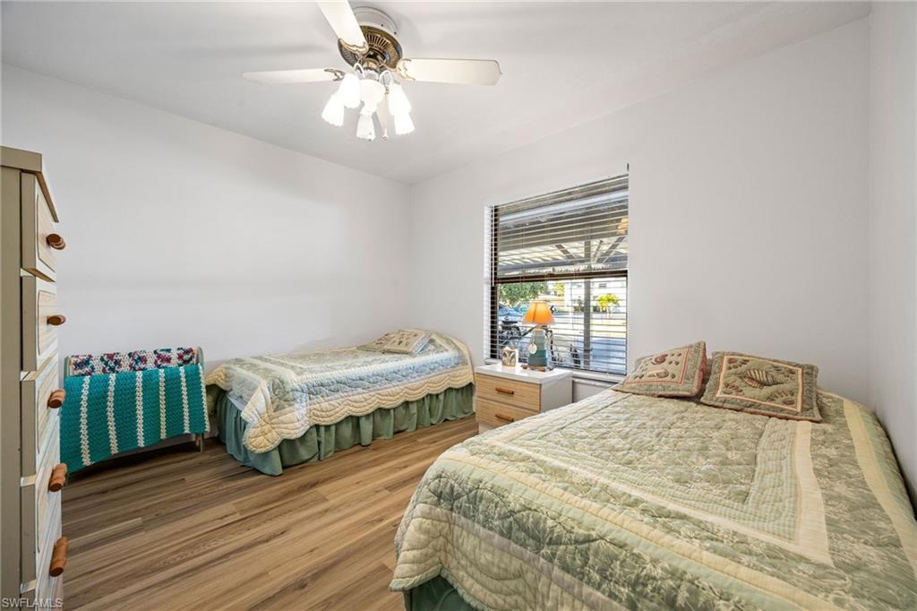 902 SW 48th TER 103 photo 21