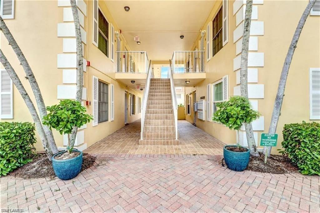 1222 Gordon DR 18 photo 6