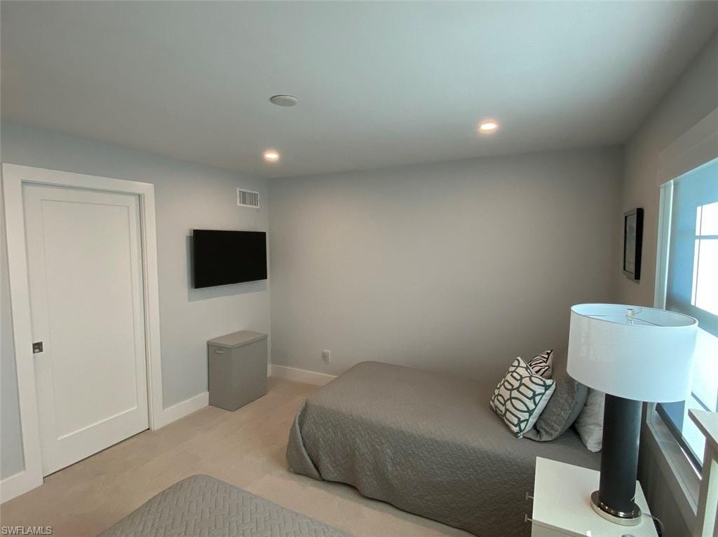 1222 Gordon DR 18 photo 17