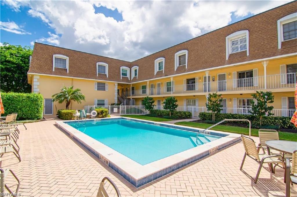 1222 Gordon DR 18