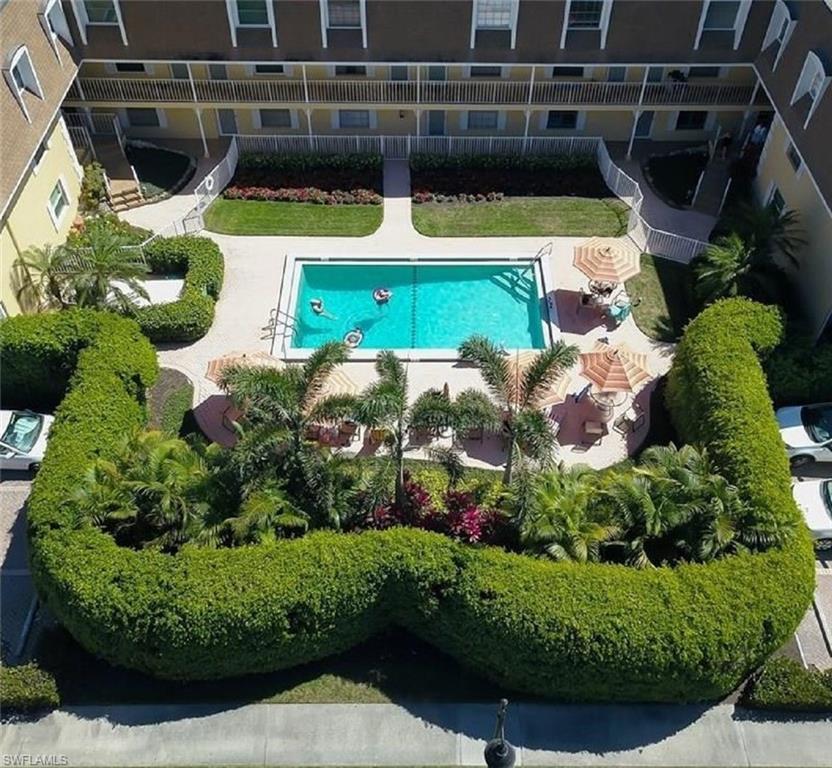 1222 Gordon DR 18