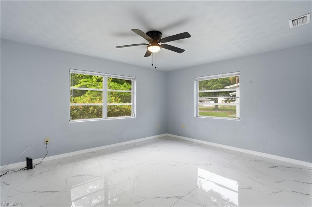 372 Altamont AVE photo 15