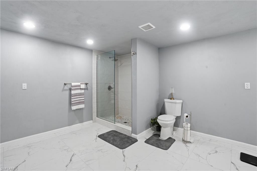 372 Altamont AVE photo 18