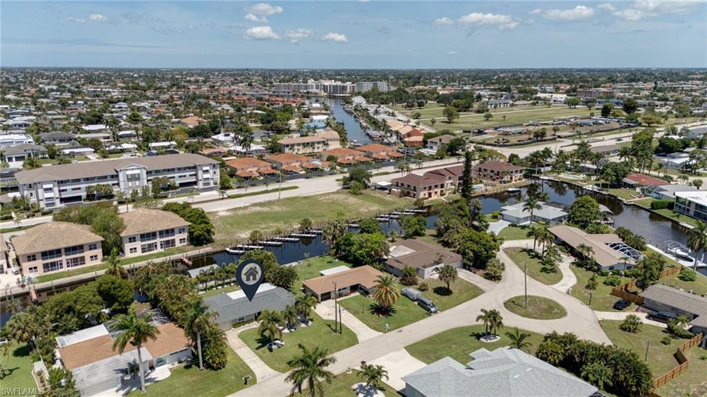 Waterfront living in the Yacht Club District