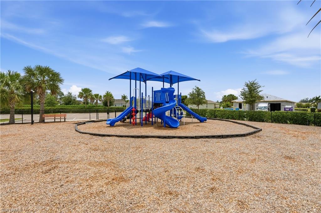 628 Parkshore Lake AVE photo 43