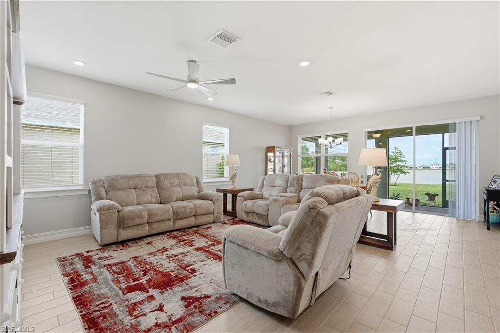 628 Parkshore Lake AVE photo 8