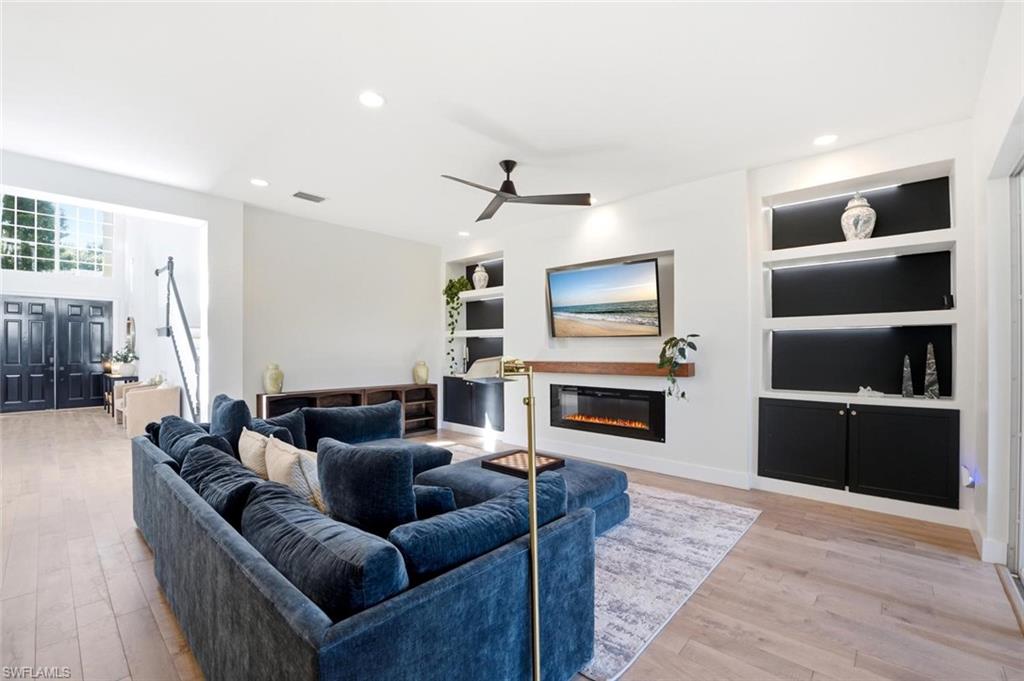 2292 Guadelupe DR photo 15